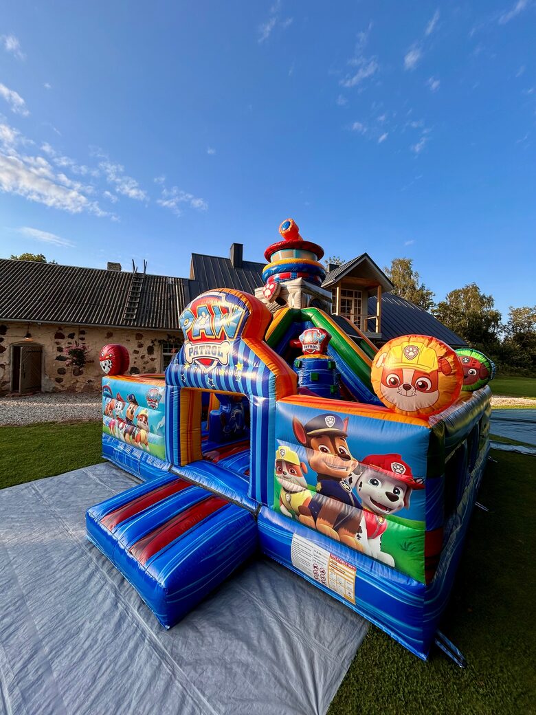 Lielais modelis | Ķepu patruļas bāze